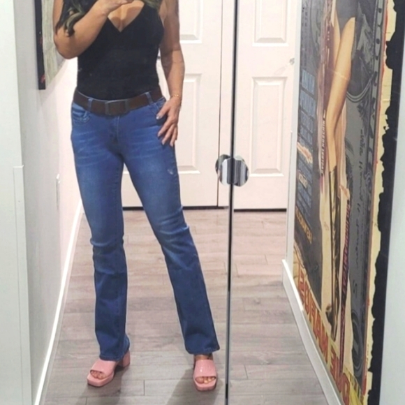 Mid rise straight leg jeans - Picture 5 of 6